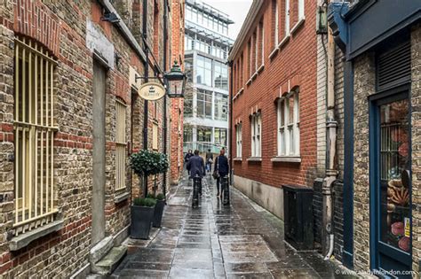 Living in Clerkenwell - Guide to the Best Restaurants, Hotels, and Markets