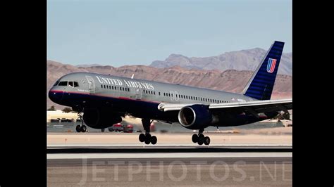 United Airlines Boeing 757 200 Battleship Grey Livery No Winglets At