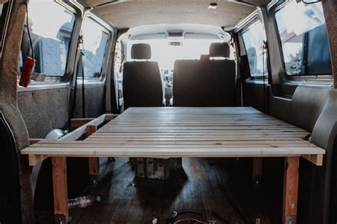 Vw T Bett Klappbar Einbauen So Baust Du Dir Ein Klappbett Selbst