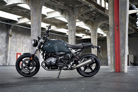 Motorrad Vergleich Bmw R Ninet Pure Vs Triumph Bonneville T