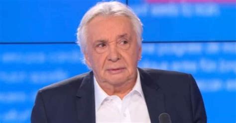 Michel Sardou Une Blague Sexiste Fait Fuir Les Filles De Son Public