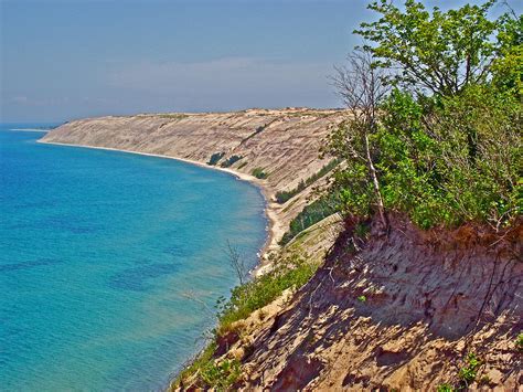 Grand Sable Dunes Over Lake Superior In Pictured Rocks National