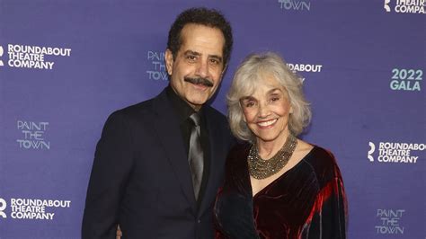 Tony Shalhoub Wife Who Is Brooke Adams Abtc