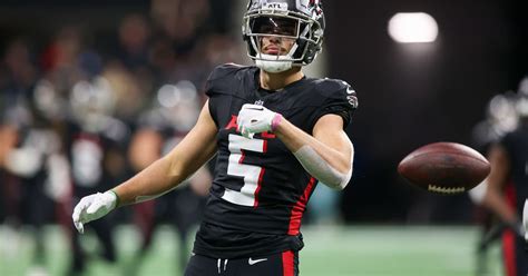 Drake London Shines With 10 Catches And 172 Yards Falcons Injury