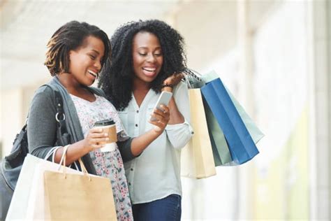 Five Tips To Help Control Your Spending During This Festive Season