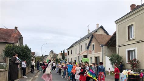 Colombiers La Commune En Ambiance Carnaval