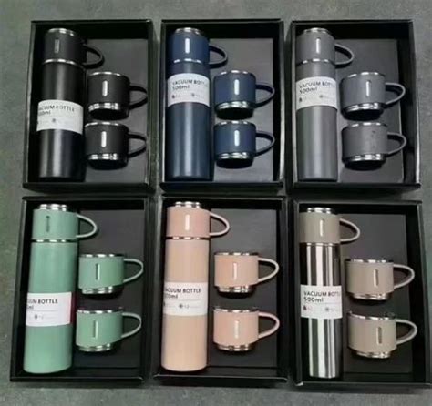 Stainless Steel Vacuum Flask With Cups Gift Set Ml At Rs