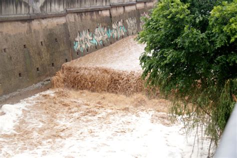 Activada L Alerta De L Inuncat Per Pluges Intenses I Violentes A Tot El