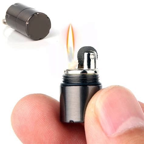 Mini Zapalniczka Kieszonkowa Benzynowa Brelok Mini Lighter St