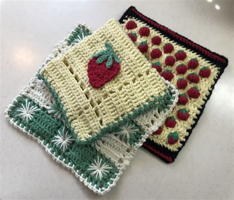 Crochet Dishcloths And Potholder With A Strawberry Theme Crochet