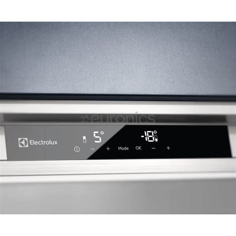 Electrolux, высота 177,2 см, 254 л - Интегрируемый холодильник ...