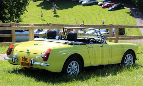 Rde M Mg Midget No Previous Keepers Nivek Old Gold