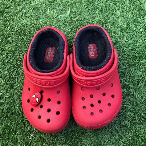 Kids fur lined crocs Size c 10 - Depop