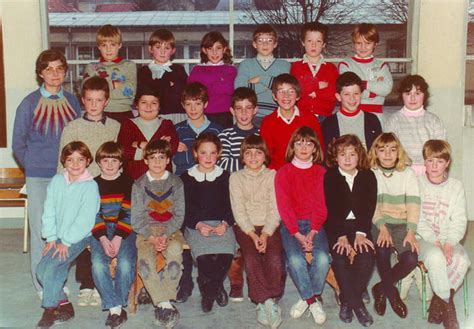 Photo De Classe Ce De Ecole Louise Macault Laon Copains D Avant