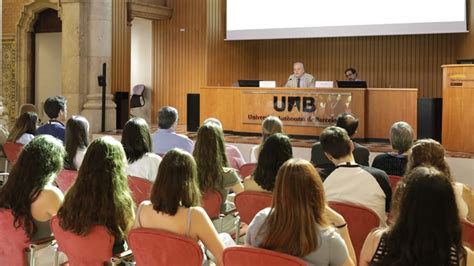 La UB y la UAB inician una colaboración pionera en formación de