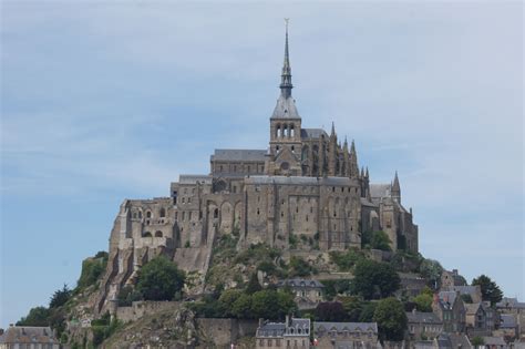 Abbaye du Mont Saint Michel Le Mont Saint Michel 1523 10 ème siècle