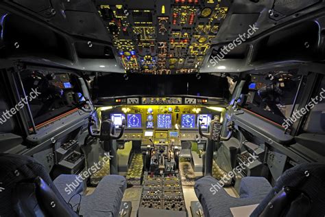 View Cockpit Boeing 737 700 Flight Editorial Stock Photo - Stock Image | Shutterstock