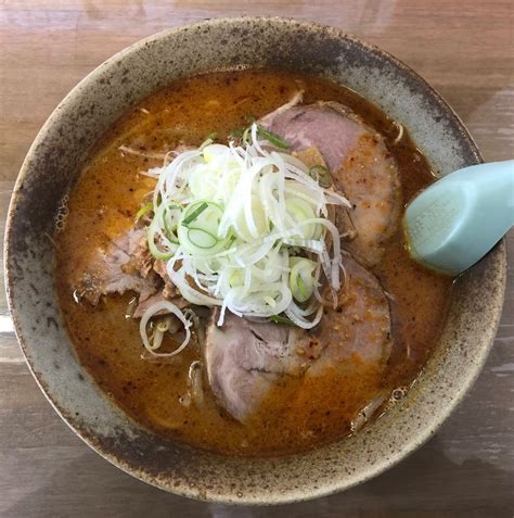 安定した味。津軽らしい辛味噌ラーメン〜317杯目ふる里屋 工藤ハジメの墓石（はかいし）はラーメンどんぶりにしてくれ！