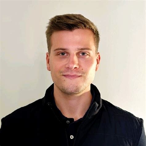 valentin felix zeeb supply chain manager flaconi linkedin