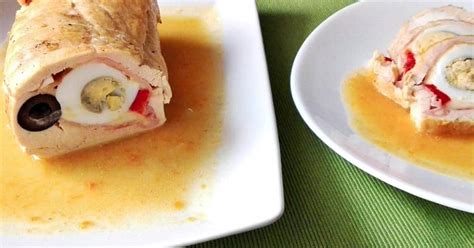 Redondo de pollo relleno con salsa Cocina y recetas fáciles