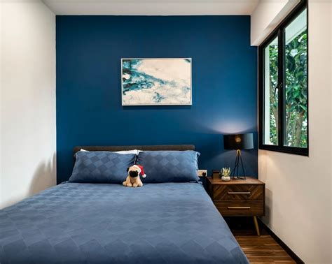 Bold Dark Blue Wall Paint Design | Livspace