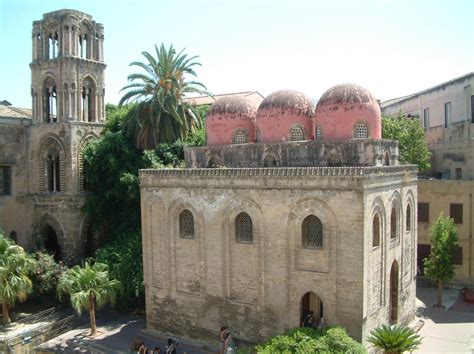 La Chiesa Di San Cataldo A Palermo