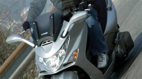 Test Drive Kymco Xciting 500