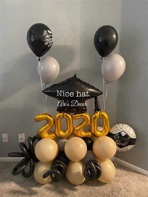 Graduation Balloon Decorations And Balloons In The Shape Of Numbers