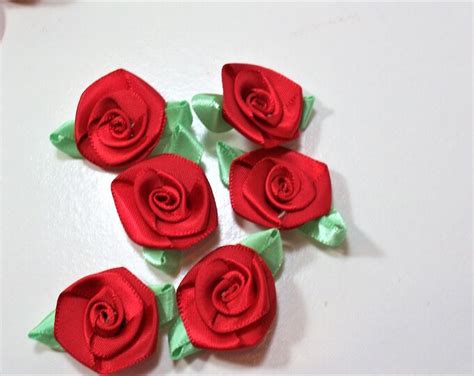 Red Roses Red Flower Appliques Offray Flat Ribbon Rose Satin Flowers X 10 Pieces Red And Mint