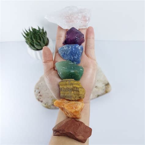 Comprar Kit 7 Chakras Pedras Brutas Naturais SAJ Cristais Pedras E