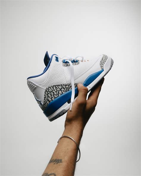 Air Jordan Iii True Blue Bstn Chronicles