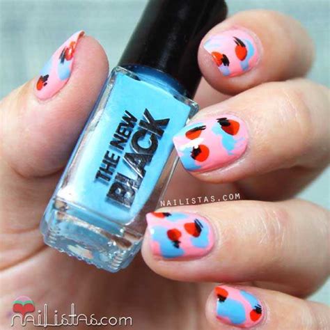 Uñas decoradas con estampado abstracto Nail art Nailistas