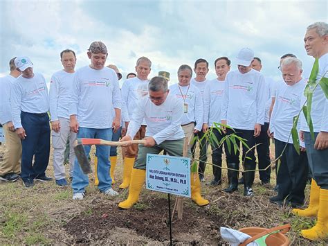 Penanaman Di Eco Bamboo Park Magetan PJ Bupati Magetan Harapkan Jadi