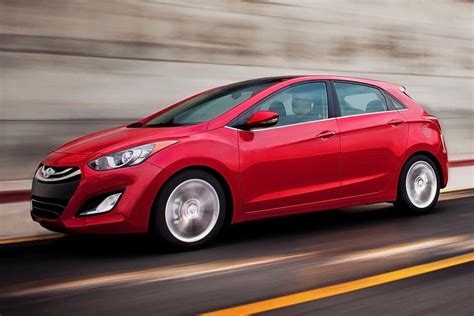 2013 Hyundai Elantra Gt Review And Ratings Edmunds