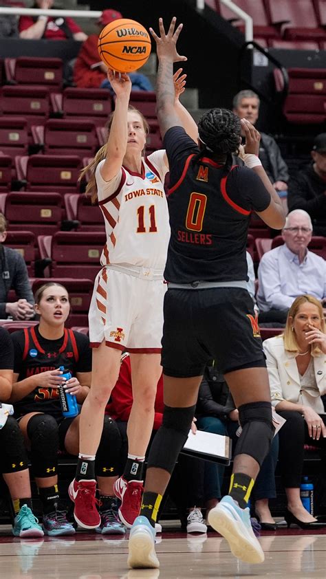 Freshman Audi Crooks Scores 40 As No 7 Seed Iowa State Beats 10th Seed