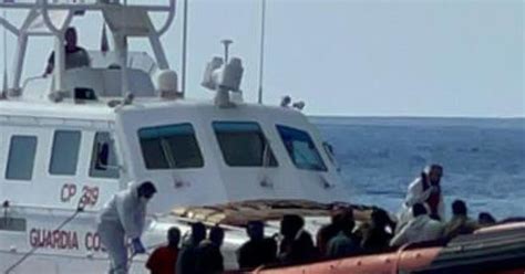 Nuovo Naufragio A Largo Di Lampedusa Un Morto Upday News