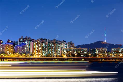 Premium Photo | Seoul city at night