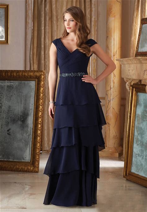 Elegant V Neck Navy Blue Chiffon Ruffle Tiered Mother Of The Bride Evening Dress