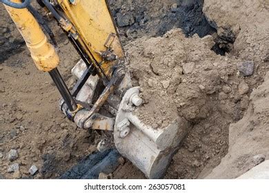 Excavator Digging Deep Trench Stock Photo 263057081 | Shutterstock