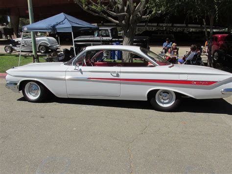 1961 Chevrolet Impala Photos Specs And History Auto Museum Online