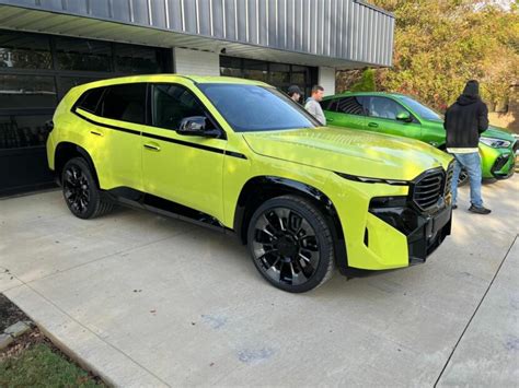 Bmw Xm In Sao Paulo Yellow Looks Bold And Flashy