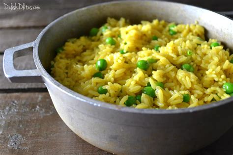 Arroz Amarillo (Spanish Yellow Rice) | Delish D'Lites