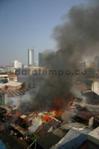 kebakaran rumah di tanah abang jakarta - DATATEMPO