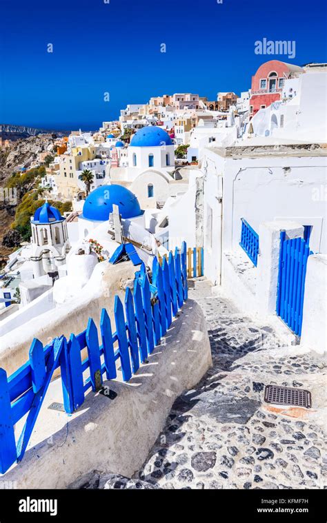 Oia Santorin Gr Ce C L Bre Attraction De Village Blanc Avec Des