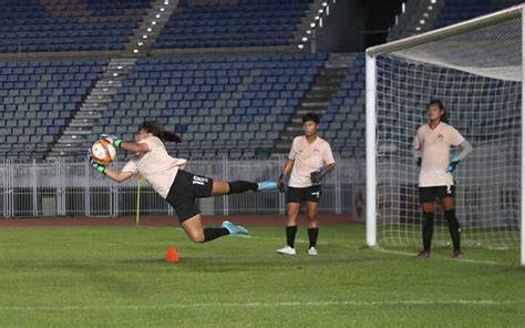 Team Myanmar Train Hard Ahead Of Afc U Womens Qualifiers Global