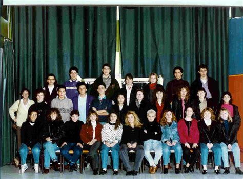 Photo De Classe Terminale A1 De 1989 Lycée Pierre Mendès France