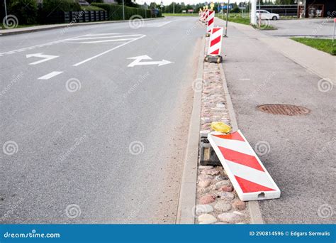 Traffic Cones with Blinking Lights. Road Construction Works Stock Photo ...