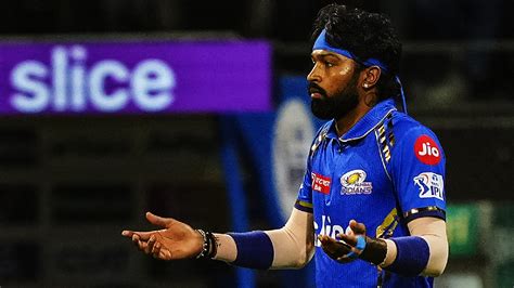 Mumbai Indians Seniors Question Team Functioning Under Hardik Pandya