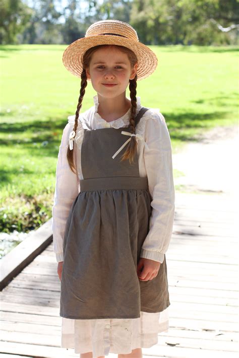 Anne of Green Gables Costume - Megan Nielsen Patterns Blog