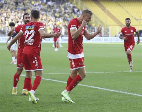 Antalyaspor da Adam Buksa rüzgarı 7 maçta 4 gol Sözcü